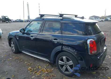 2017 Mini Countryman Cooper из США, поврежденный, VIN WMZYV5C37H3E01629